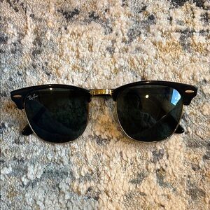 Ray-Ban Black Sunglasses